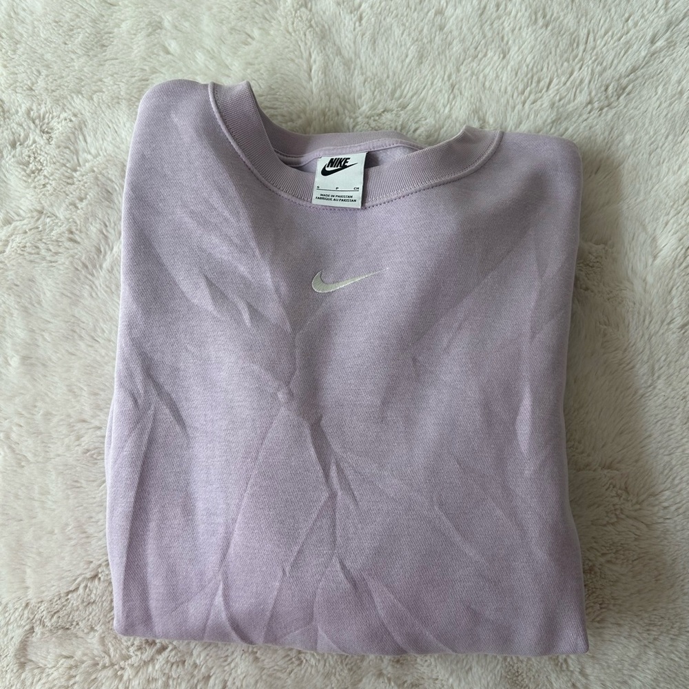 nike oversized crewneck sweatshirt